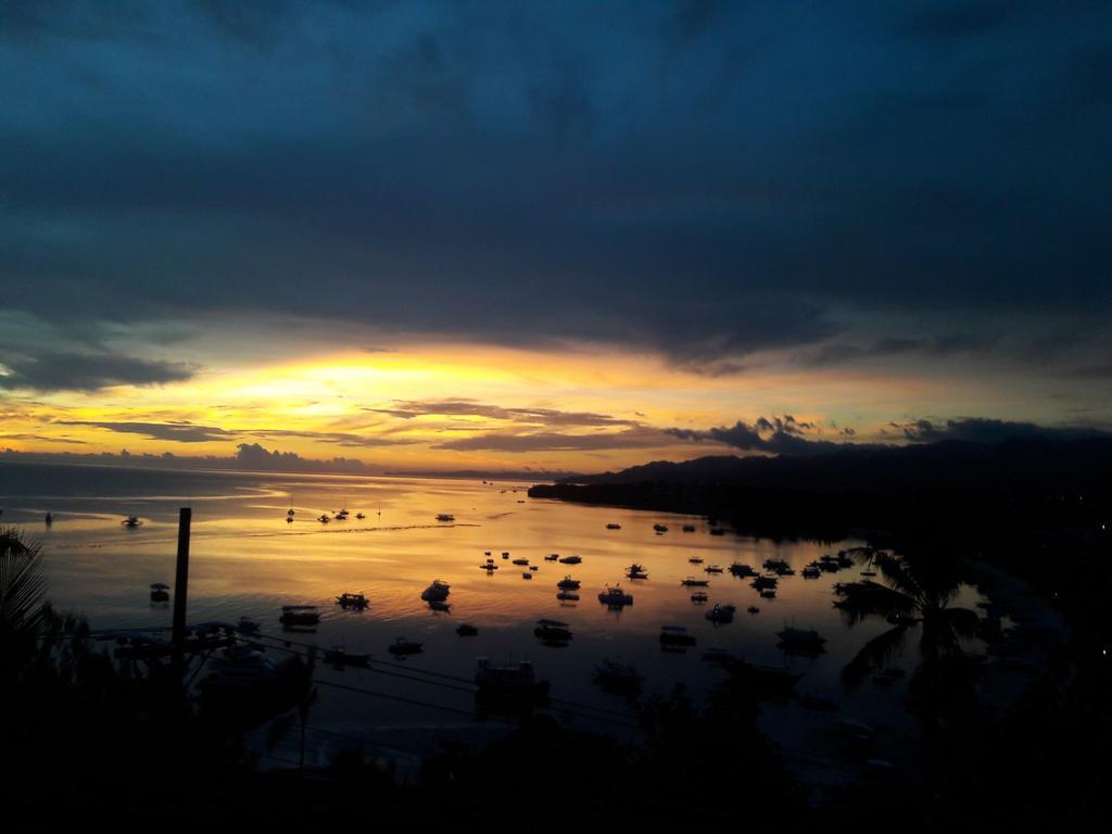 Jeepney Hostel And Kite Resort Balabag  Ngoại thất bức ảnh